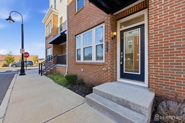 property at 6 Bond St