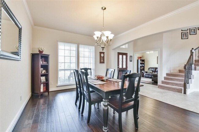 property at 1236 Laurel Lp