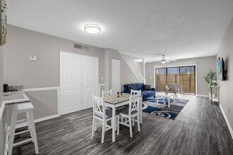 3807 Gazebo Pond Ln, Unit SI ID1511050P in Tampa, FL - Building Photo - Building Photo