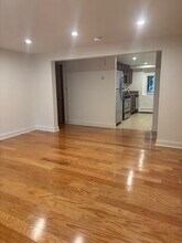 146 Willow St in Waltham, MA - Building Photo - Building Photo