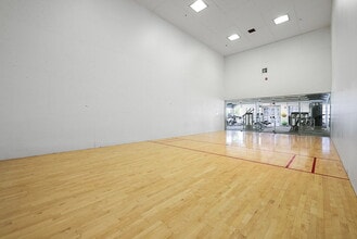 Mission Peaks II in Fremont, CA - Building Photo - Building Photo
