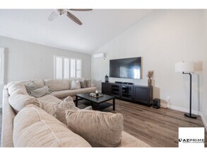 745 E Harrison St in Chandler, AZ - Foto de edificio - Building Photo