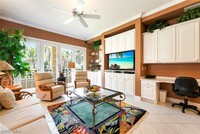 2613 Estrella Dr in Naples, FL - Foto de edificio - Building Photo