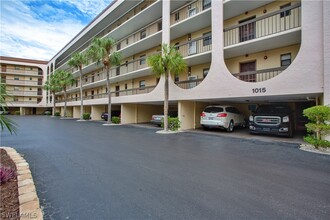 1015 Anglers Cove in Marco Island, FL - Building Photo - Building Photo