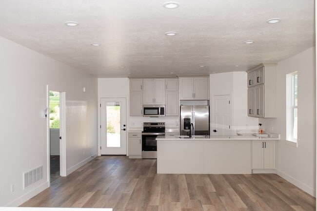 876 S 340 E in Smithfield, UT - Building Photo - Building Photo