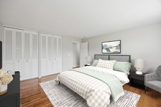 Eagle Rock Apartments at West Hartford in West Hartford, CT - Foto de edificio - Building Photo