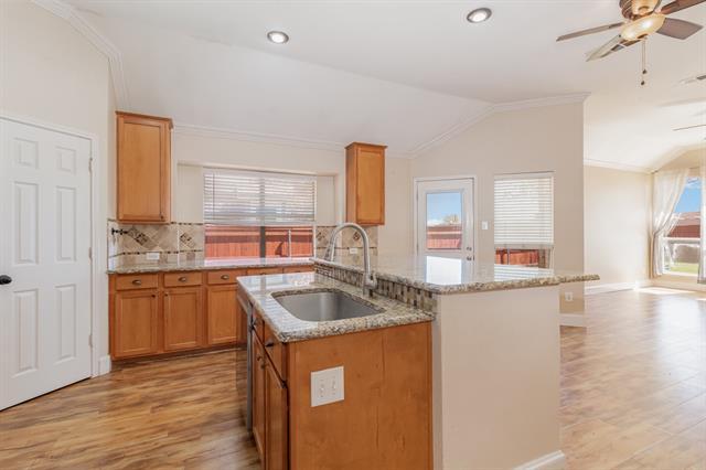 3925 Oakmont Dr in The Colony, TX - Building Photo - Building Photo