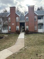 1304 Diamond Dr in Newtown, PA - Building Photo