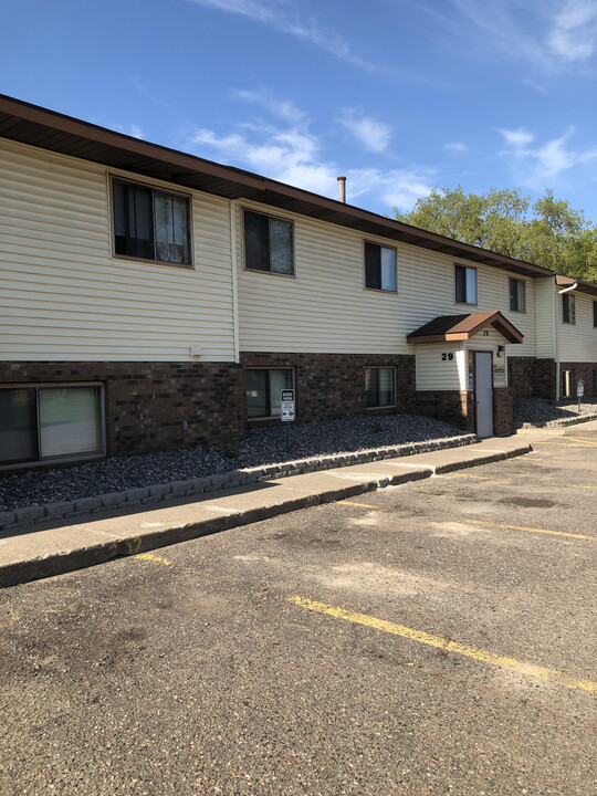 Rosebrook Apartments in St. Cloud, MN - Foto de edificio