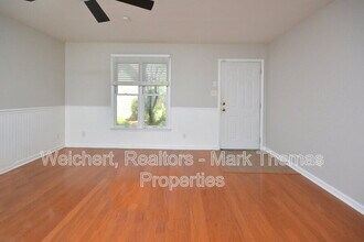 104 Gatehouse Ln in Durham, NC - Building Photo - Building Photo