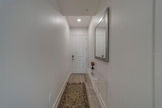 400 150th Ave, Unit 407 in Madeira Beach, FL - Building Photo - Building Photo