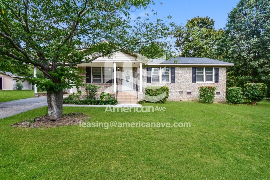 14 Hillside Cir in Lexington, SC - Building Photo