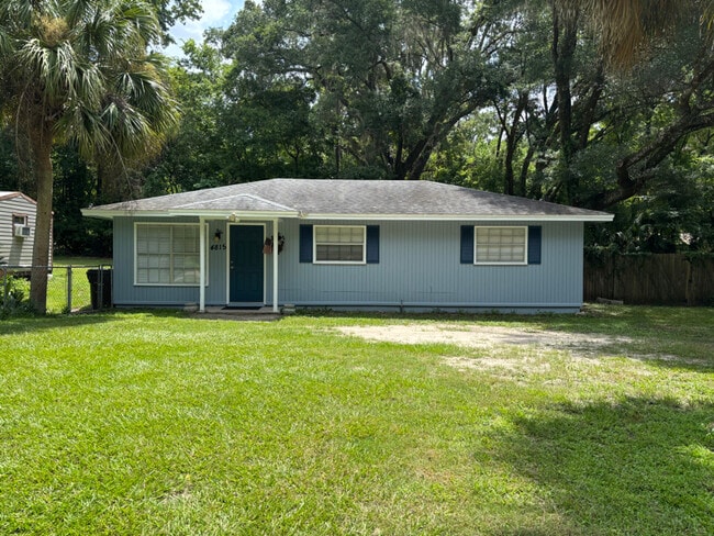 property at 4815 SW 46th St