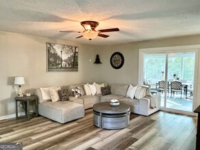 121 Rising Mist Way in Kingsland, GA - Building Photo - Building Photo