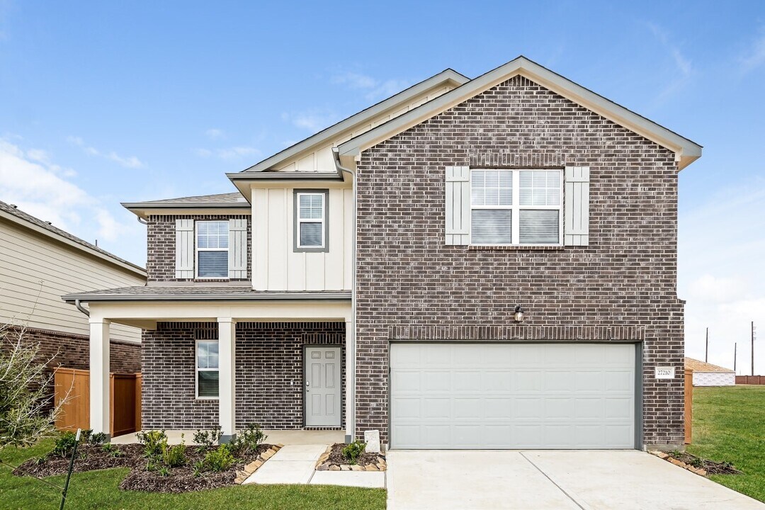 27210 Clear Breeze Dr in Katy, TX - Building Photo