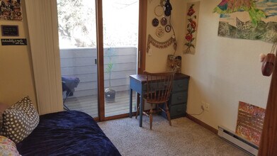 1008 Remington St, Unit B in Fort Collins, CO - Foto de edificio - Building Photo