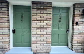 248 McGavock Pk in Nashville, TN - Building Photo - Building Photo