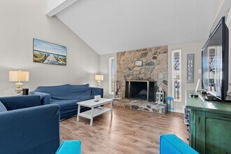 505 Plantation Dr in Myrtle Beach, SC - Foto de edificio - Building Photo