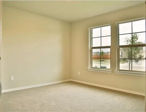 16613 Geskey Dr in Justin, TX - Building Photo - Building Photo