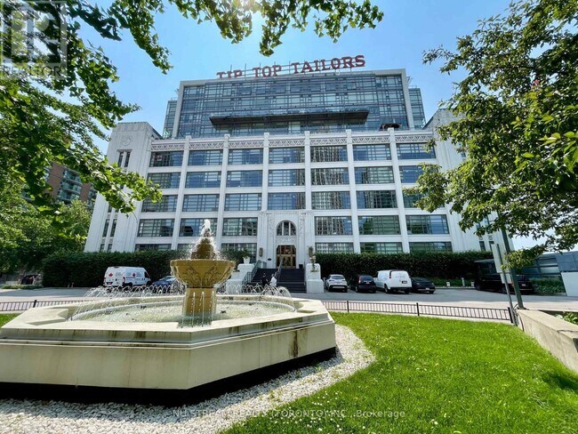 property at 637-637 Lake Shore Blvd W