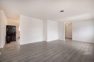 426 Main St in Ridgefield, CT - Building Photo - Building Photo