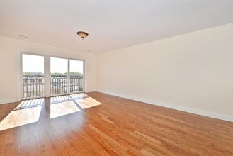 115Bruen in Newark, NJ - Building Photo - Building Photo