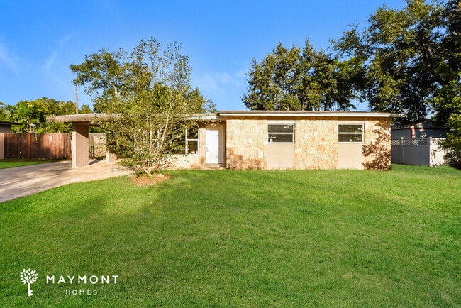 518 Elm Dr