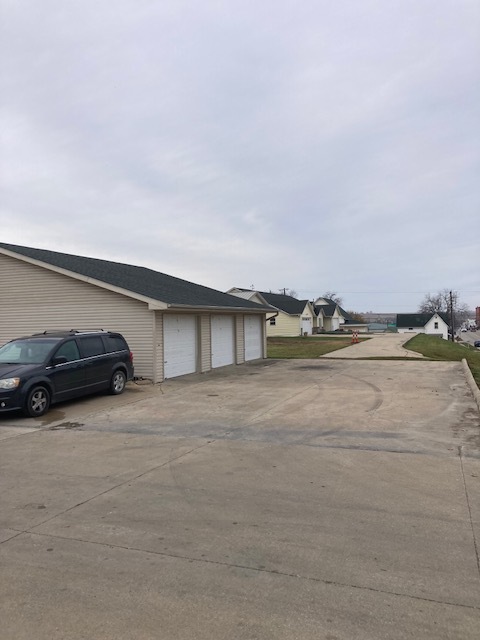 Summerset Apartments in Guthrie Center, IA - Building Photo - Building Photo