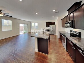 9289 Baylee Bay Court in Las Vegas, NV - Building Photo - Building Photo