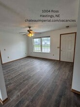 1004 S Ross Ave in Hastings, NE - Building Photo - Building Photo