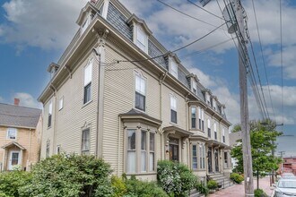 256 Vaughan St in Portland, ME - Building Photo - Building Photo