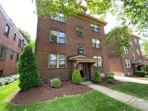 Cambridge Court in Pittsburgh, PA - Building Photo - Building Photo