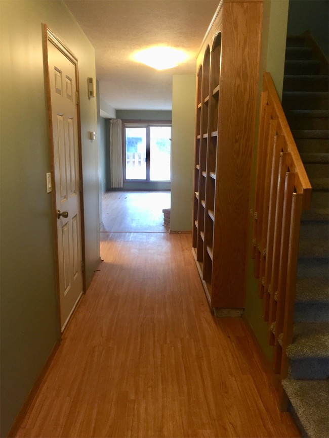 1711 W Koch St in Bozeman, MT - Foto de edificio - Building Photo