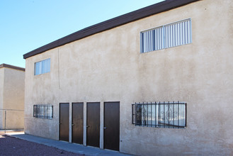 3608 Thomas Ave in North Las Vegas, NV - Building Photo - Building Photo