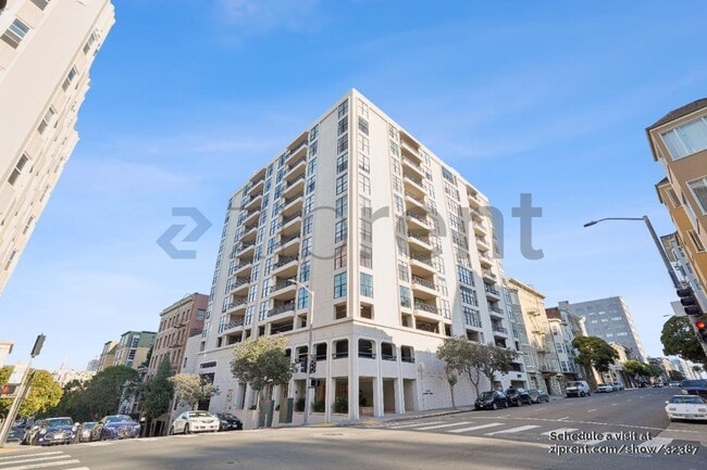 property at 2040 Franklin St