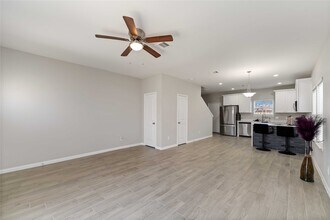 9711 Beckley St in Houston, TX - Building Photo - Building Photo