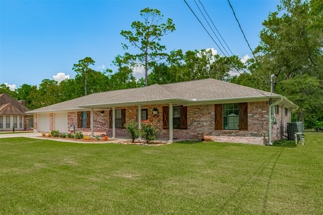 property at 109 Fox Hollow Dr