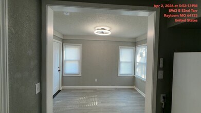 8963 E 52 Terrace in Raytown, MO - Building Photo - Building Photo