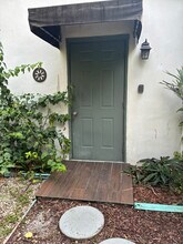 6635 SW 51st Ter in Miami, FL - Building Photo - Building Photo
