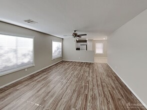 2741 Mossy Oaks Ln in Las Vegas, NV - Building Photo - Building Photo