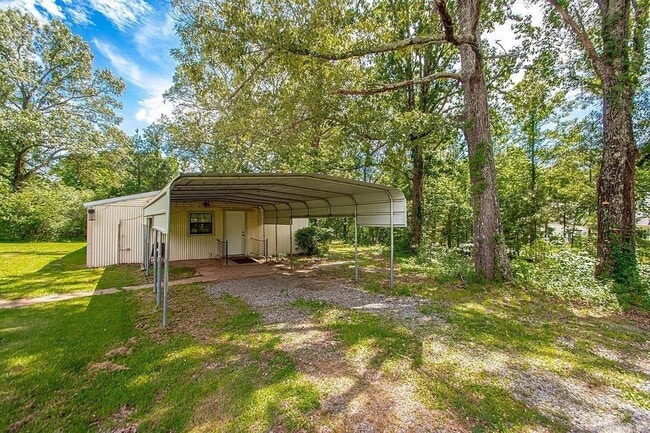 property at 21 Evergreen Park