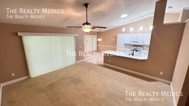 3769 Grove View Ln in Port Orange, FL - Building Photo - Building Photo