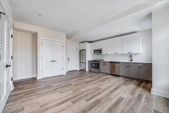 237 Washington St in Hoboken, NJ - Building Photo - Building Photo