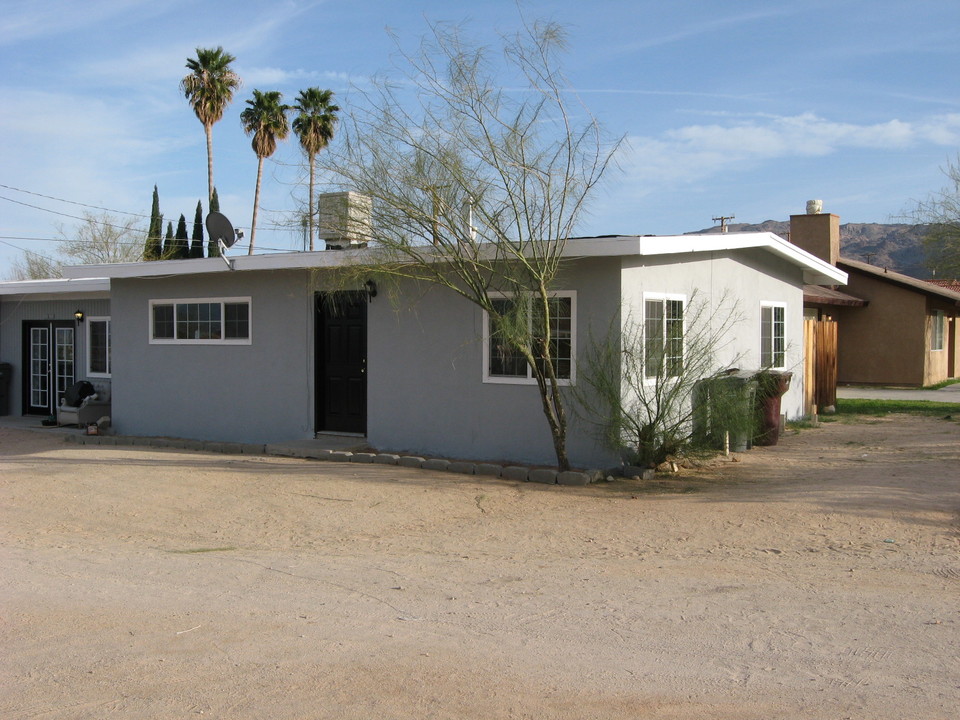 5527 Baileya Ave in Twentynine Palms, CA - Building Photo