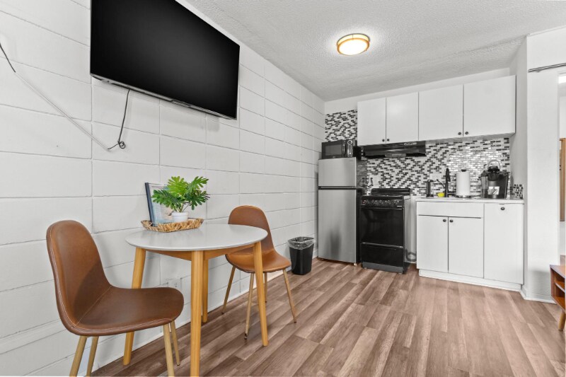 425 2nd St N in St. Petersburg, FL - Building Photo