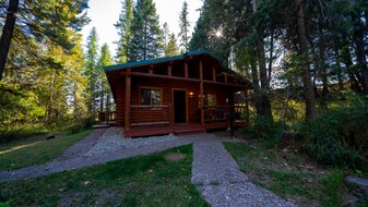 3765 MT Highway 40 W in Columbia Falls, MT - Building Photo