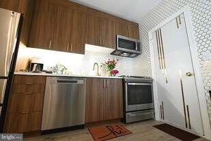 2952 N Bailey St in Philadelphia, PA - Building Photo