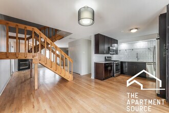 900 W Erie St in Chicago, IL - Building Photo - Building Photo