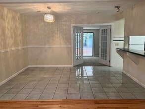 210 E 2nd Ave in Crestview, FL - Building Photo - Building Photo