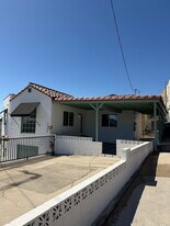 3205 Ganahl St in Los Angeles, CA - Building Photo